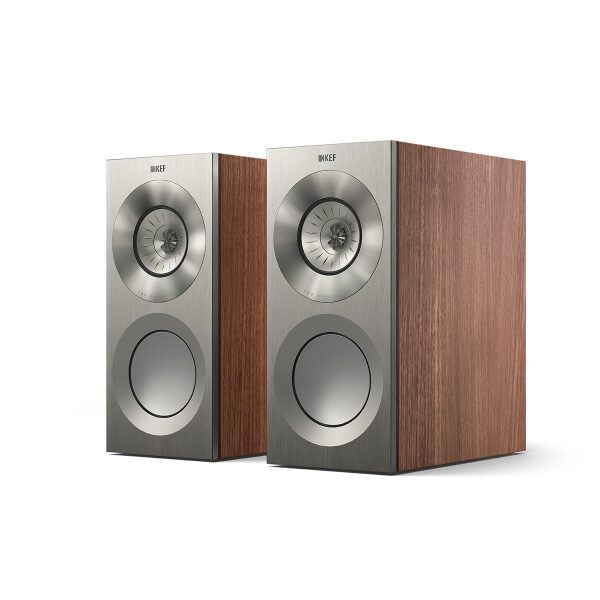 reference-1-bookshelf-speaker_sp4048w_product__front-side.jpg
